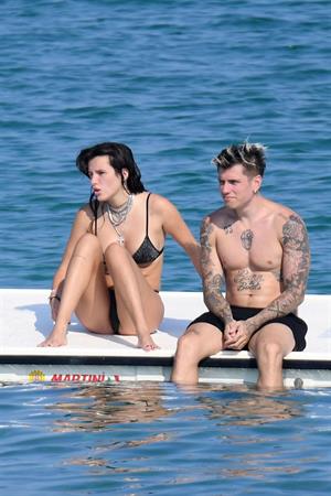 Bella Thorne making out and having fun with her boyfriend in a sexy little bikini seen by paparazzi.






