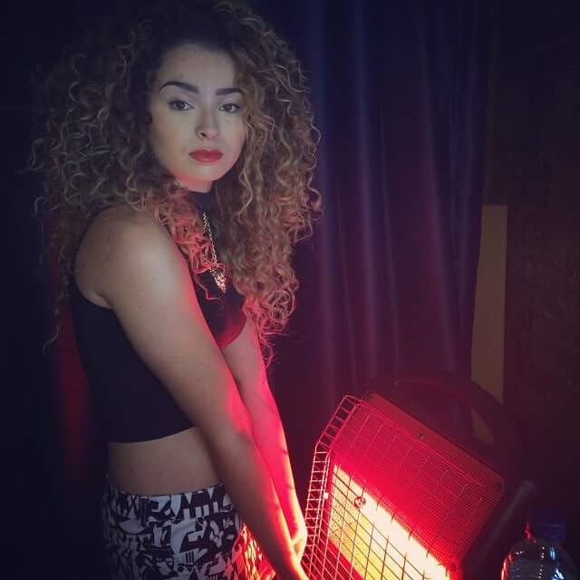 ella-eyre