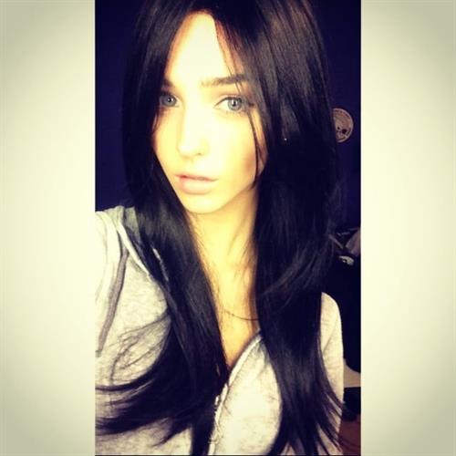 Rachel Cook taking a selfie