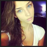 Rachel Cook taking a selfie