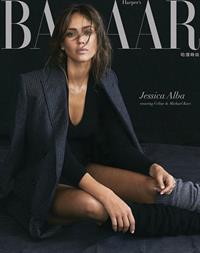 Jessica Alba topless and sexy new photo shoot for Harper's Bazaar.





















