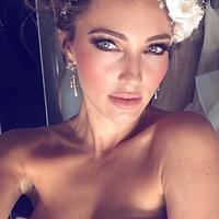 Simone Villas Boas taking a selfie