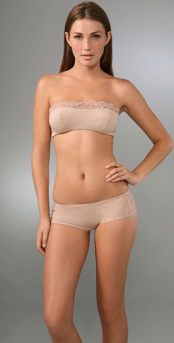 Simone Villas Boas in lingerie