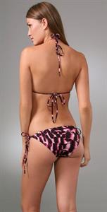 Simone Villas Boas in a bikini - ass