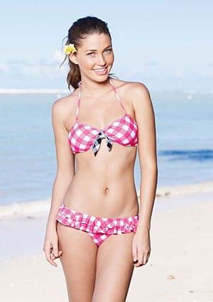 Simone Villas Boas in a bikini