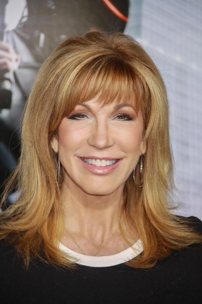 Leeza Gibbons