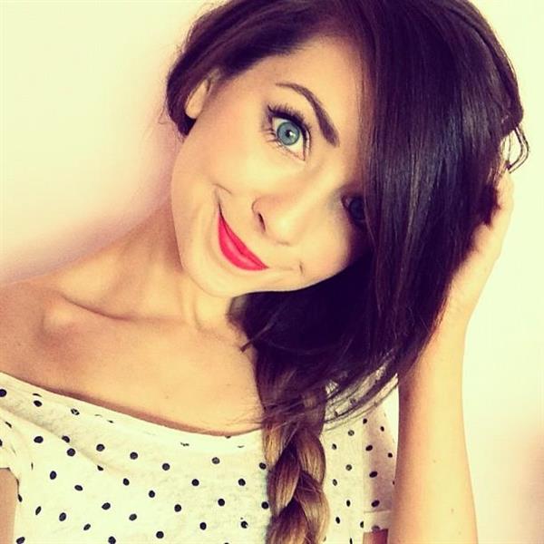 Zoe Sugg