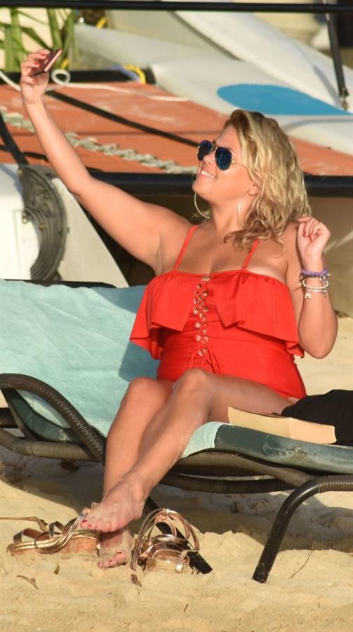 Nadia Essex