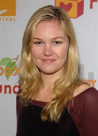 Julia Stiles