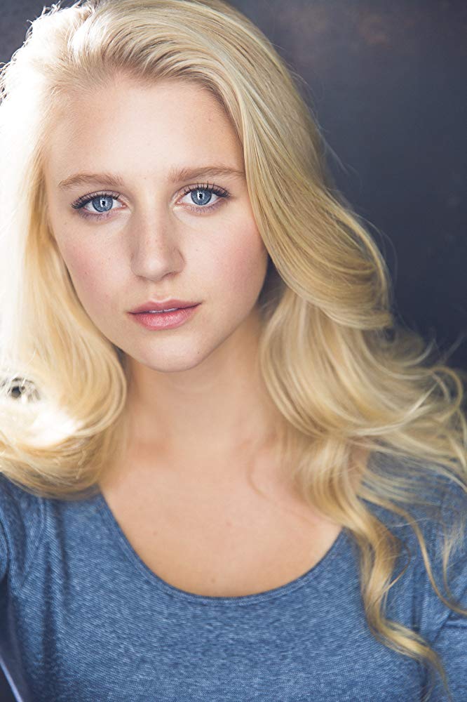 Julia Schlaepfer Pictures Julia Schlaepfer