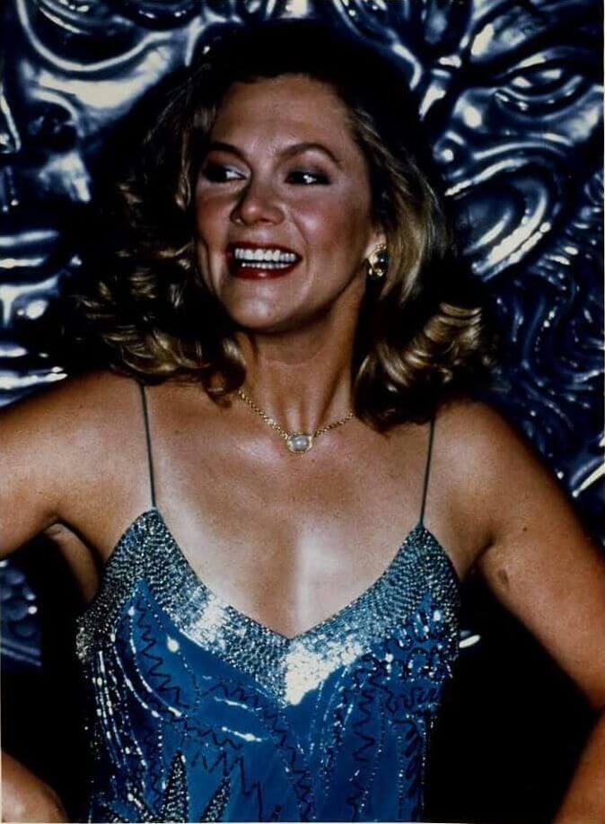 Kathleen Turner