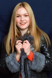 Julia Stiles