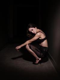 Eliza Dushku in lingerie