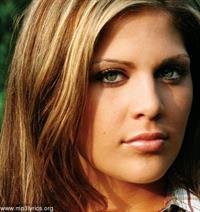 Hillary Scott (Singer)