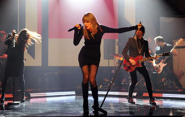 Taylor Swift  The Graham Norton Show  performance in London - Feb 22, 2013 