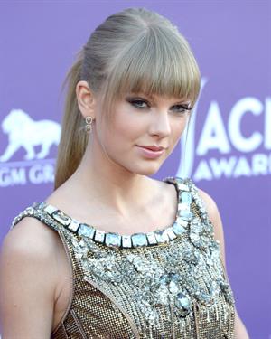 Taylor Swift 48th Annual Academy of Country Music Awards in Las Vegas 4/7/13 