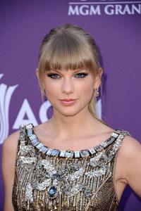 Taylor Swift 48th Annual Academy of Country Music Awards in Las Vegas 4/7/13 