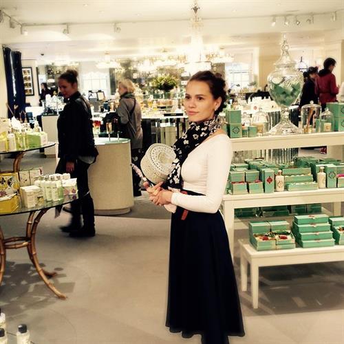 Bethany Joy Lenz-Galeotti