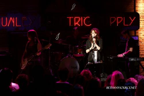 Bethany Joy Lenz-Galeotti