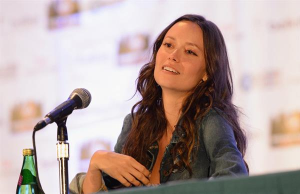 Summer Glau at Wizard World Comic-Con in Chicago (Day 2) - August 10, 2013 