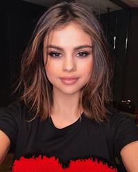 Selena Gomez Pictures Selena Gomez
