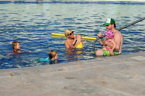 Tori Spelling Celebrates her birthday with family at the St Regis Punta Mita Resort in Mexico (May 20, 2013) 