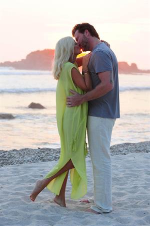 Tori Spelling Celebrates her birthday with family at the St Regis Punta Mita Resort in Mexico (May 20, 2013) 