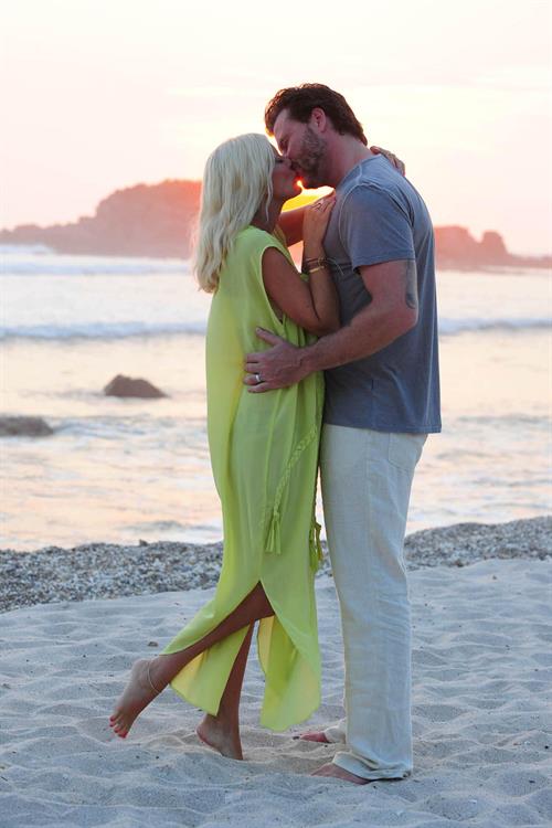 Tori Spelling Celebrates her birthday with family at the St Regis Punta Mita Resort in Mexico (May 20, 2013) 