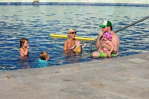 Tori Spelling Celebrates her birthday with family at the St Regis Punta Mita Resort in Mexico (May 20, 2013) 