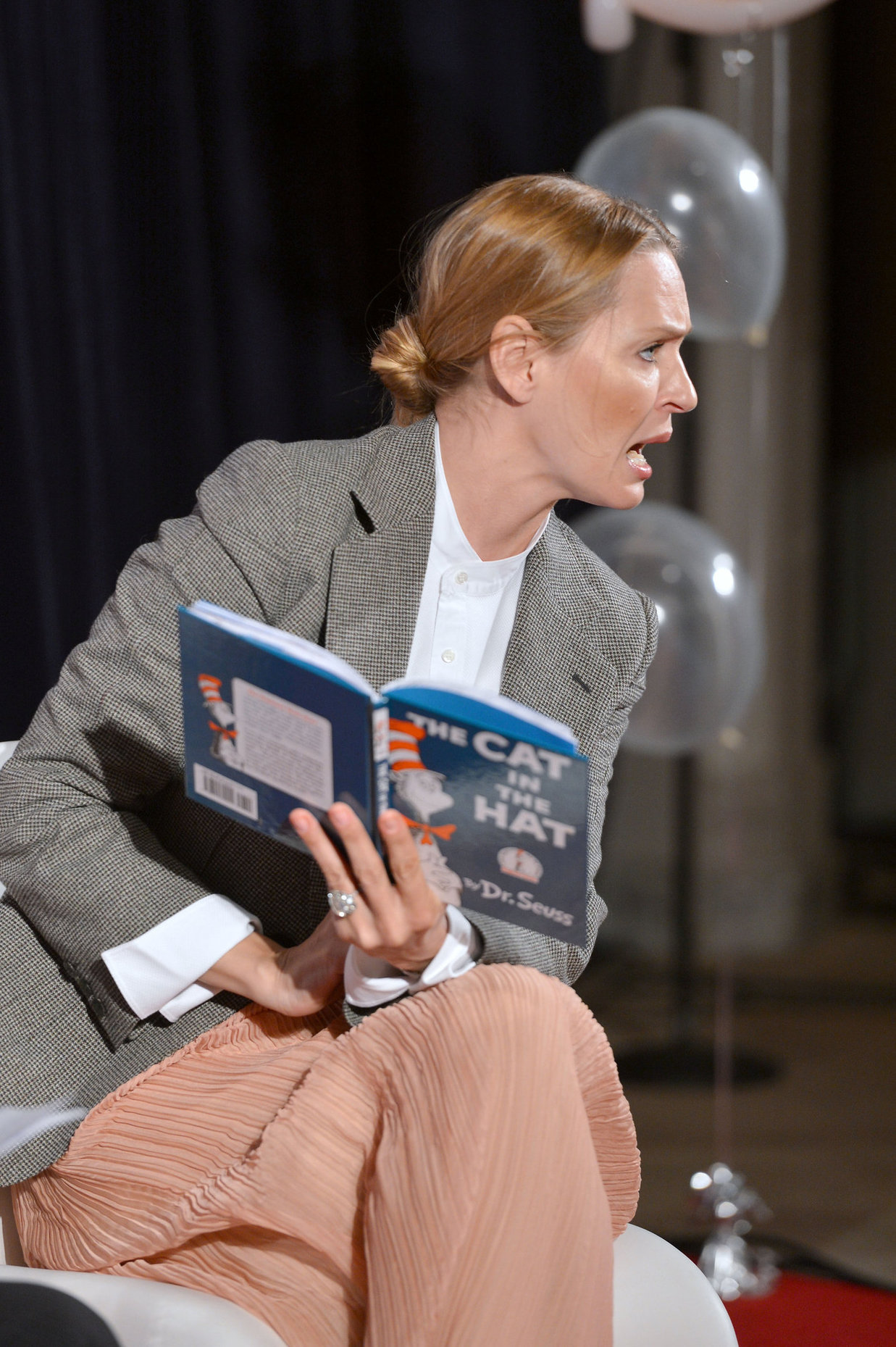 Uma Thurman joins Cat In The Hat On NEA's Read Across America Day at New York Public Library (01.03.0213) 