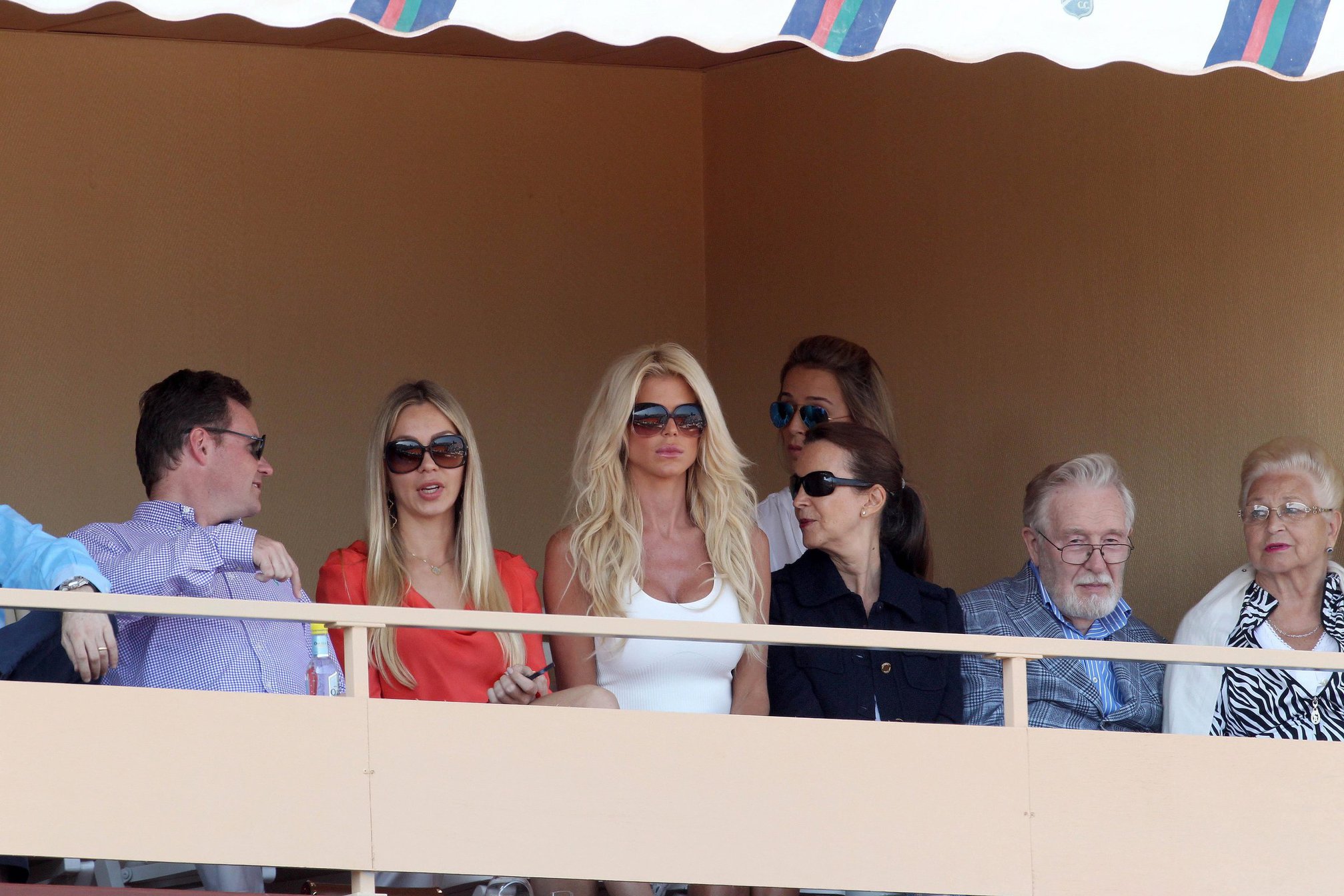 Victoria Silvstedt Pictures Victoria Silvstedt Attends Novak Djokovic match at Monte-Carlo RoleMasters in Monaco (April 18, 2013)