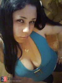 Fernanda Lima (Nickname for Modeling Peituda Safada)
She is a hot brazilian Dancer. 
24yo from Curitiba Brazil