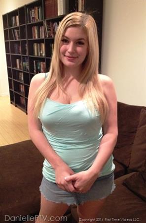 Danielle FTV Nude Pictures Tbt 2014 No3