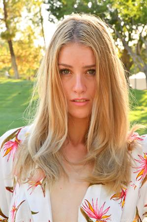 Mazzy Grace Nude Pictures A Gorgeous Sunset