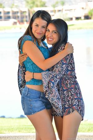 Saraya Nude Pictures Flashing At The Conference