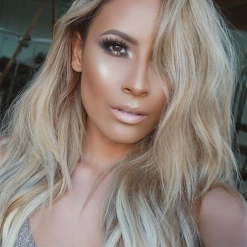 Desi Perkins Pictures Desi Perkins