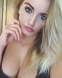 Cambria Joy taking a selfie