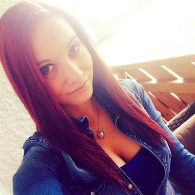 Young hot model Jacqueline Infanger showing off