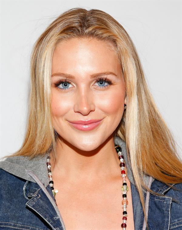 Stephanie Pratt