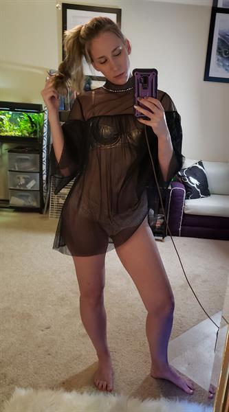 #selfie #naked #smalltits #tits #sexy #model #vivalabad #twitch #pussy #naked #juicyass #ass #bigass #booty