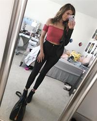 Pokimane taking a selfie