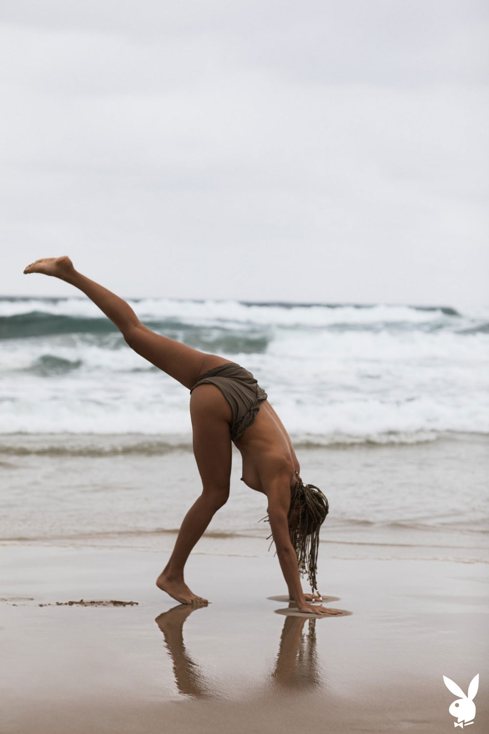 Jessica Lawson Naked Beach Girl