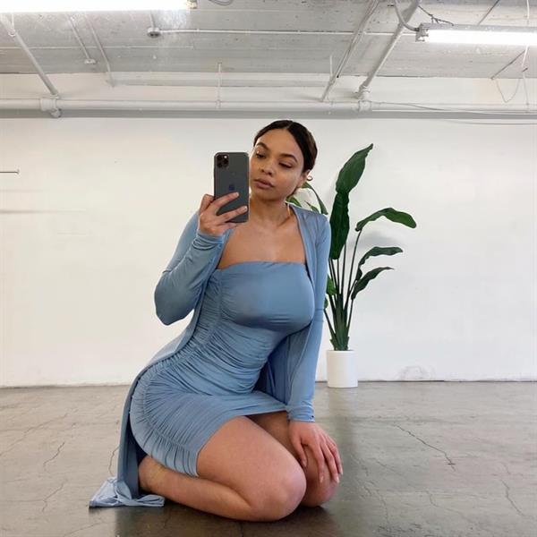 Crystal Westbrooks taking a selfie