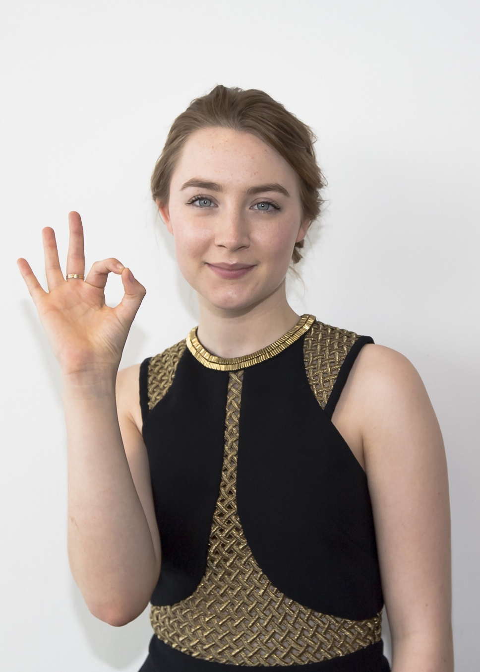 Saoirse Ronan Fakes