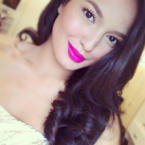Sarah Lahbati