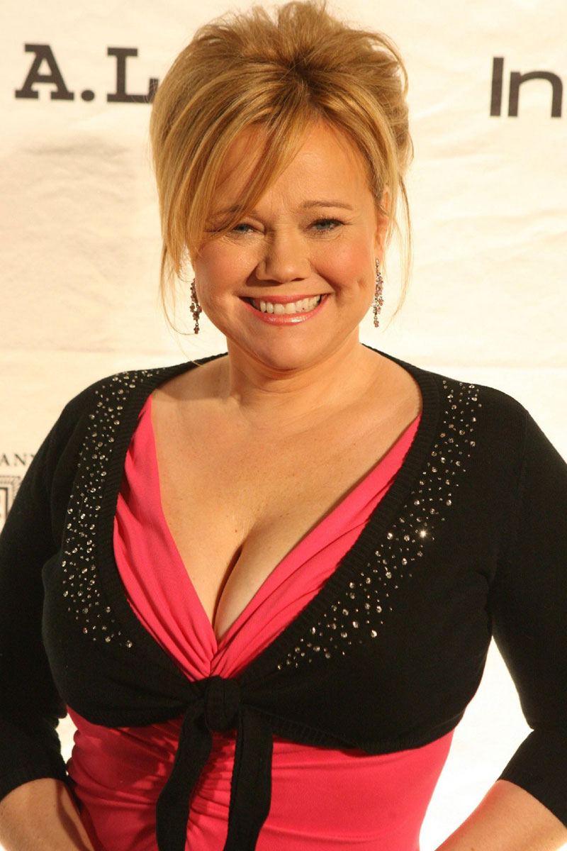 Caroline Rhea Pictures.