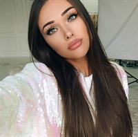 Natalie Danish taking a selfie