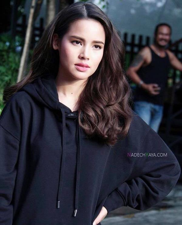 Urassaya Sperbund