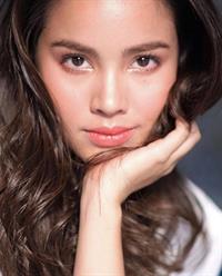 Urassaya Sperbund