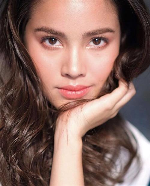 Urassaya Sperbund